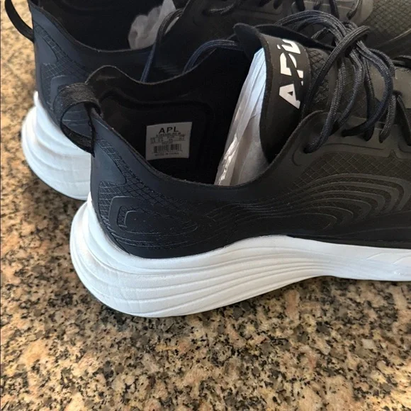 APL Men's Streamline Black and White Shoes - Picture 3 of 12